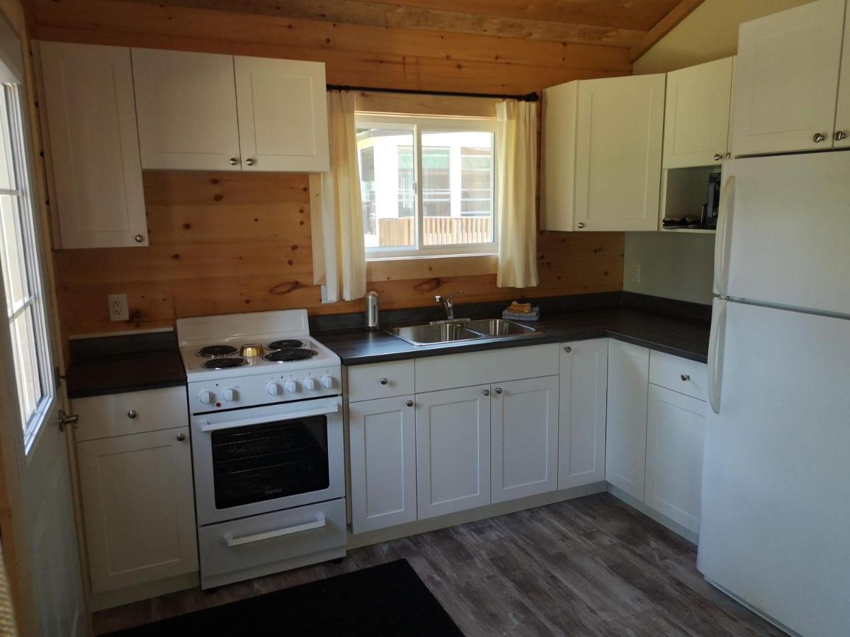 The Pines Cottage Resort Oxtongue Lake Εξωτερικό φωτογραφία