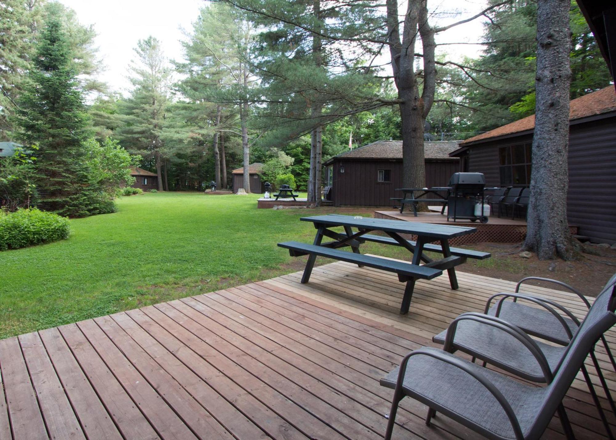 The Pines Cottage Resort Oxtongue Lake Εξωτερικό φωτογραφία