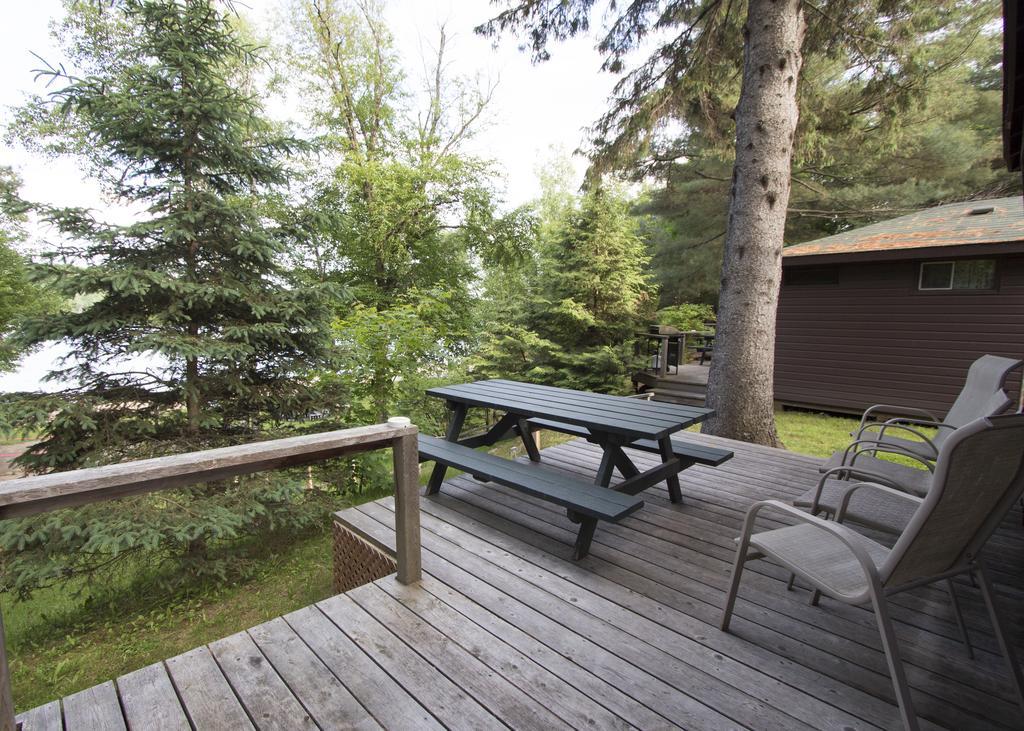 The Pines Cottage Resort Oxtongue Lake Εξωτερικό φωτογραφία
