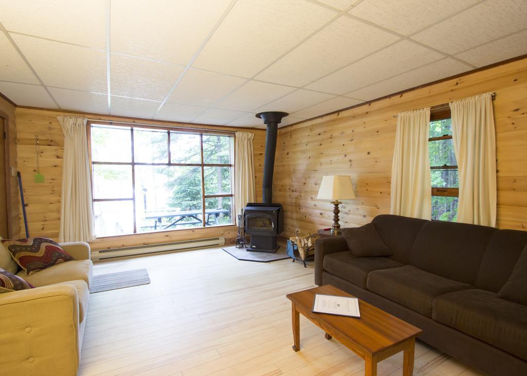 The Pines Cottage Resort Oxtongue Lake Εξωτερικό φωτογραφία